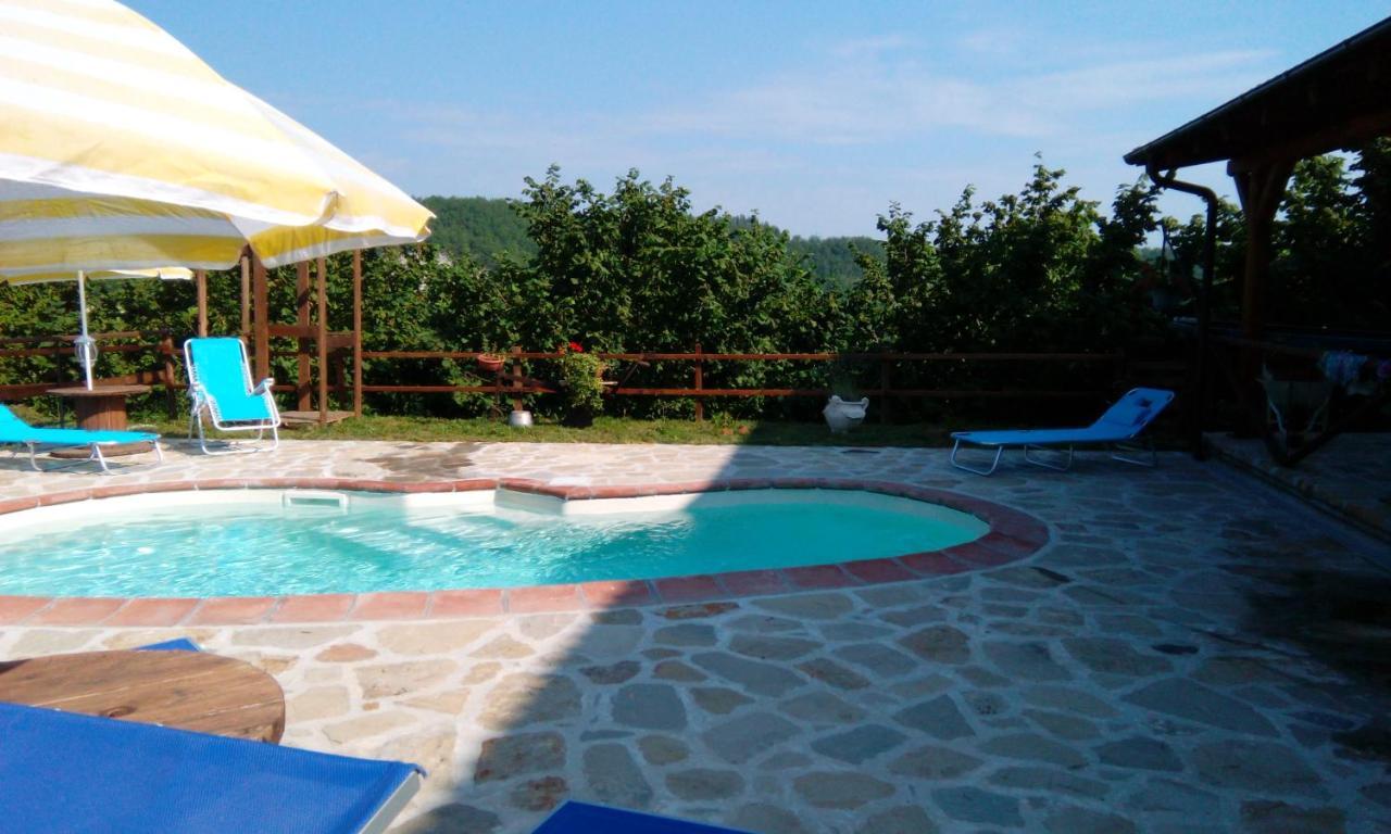 Agriturismo Nizur'In Roccaverano Eksteriør bilde