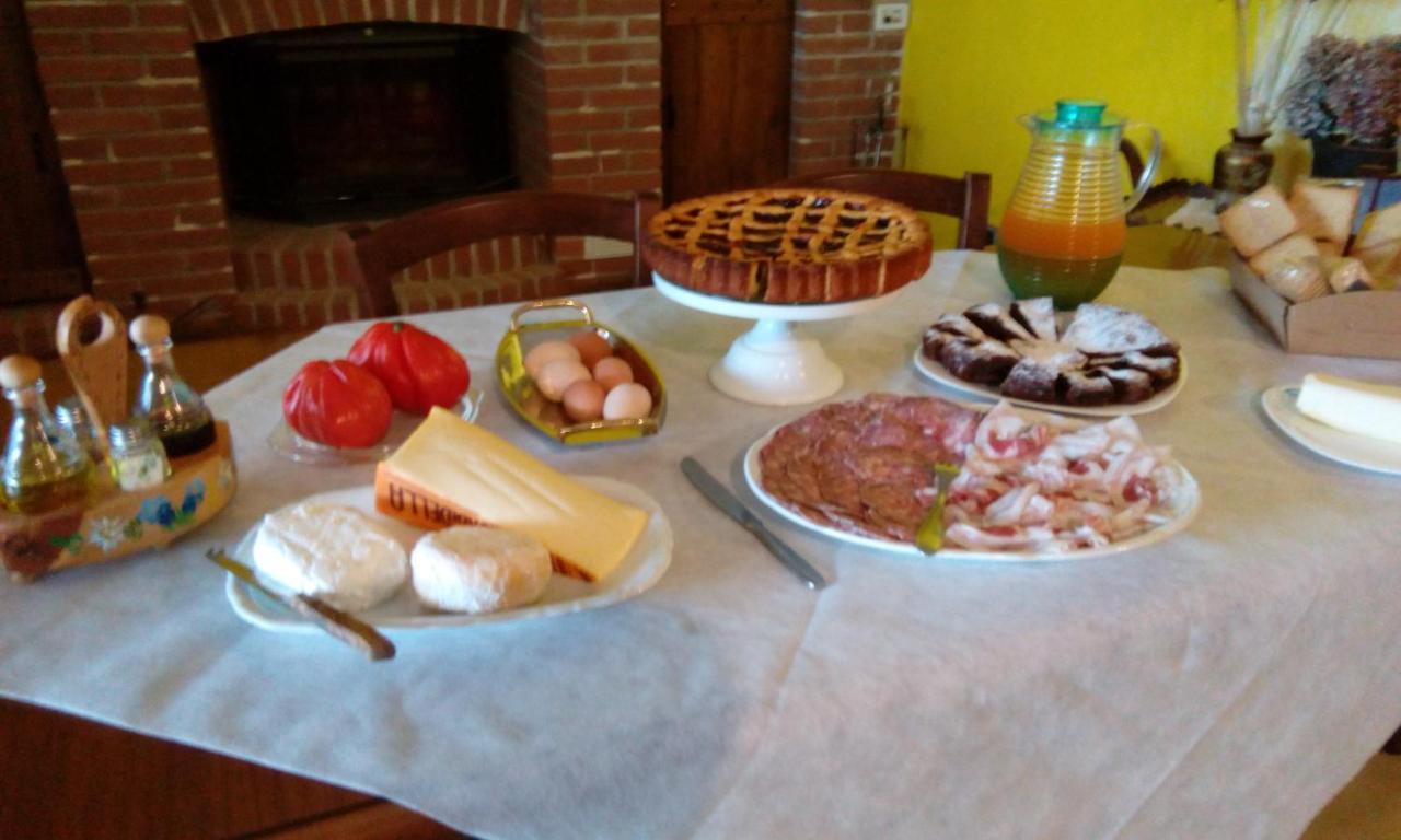 Agriturismo Nizur'In Roccaverano Eksteriør bilde